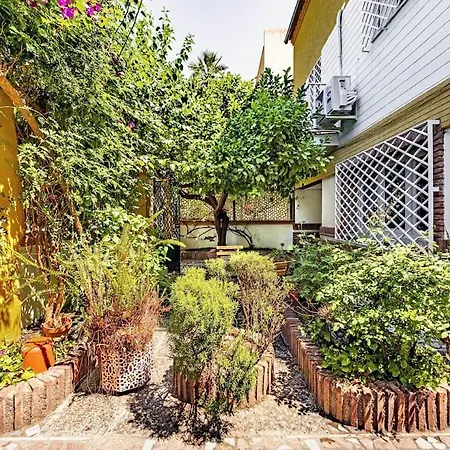 Casa Limonero con parking gratis junto a centro histórico-3